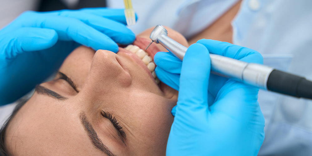 Does saliva cause cavities?